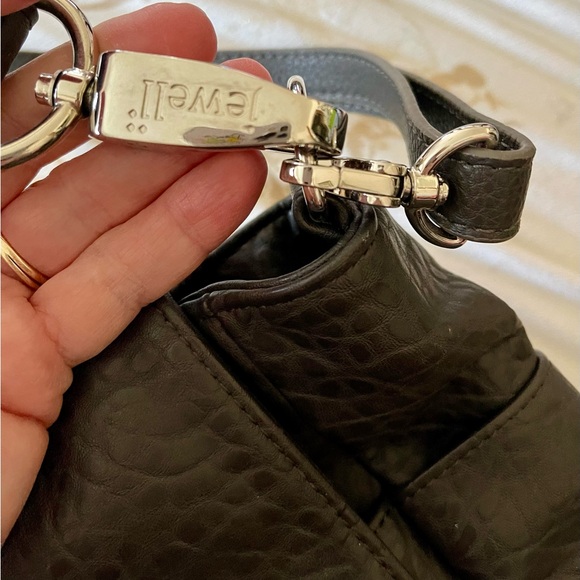 Jewell by ThirtyOne Purse  from Fashion Week in Charcoal Gray - Picture 13 of 16